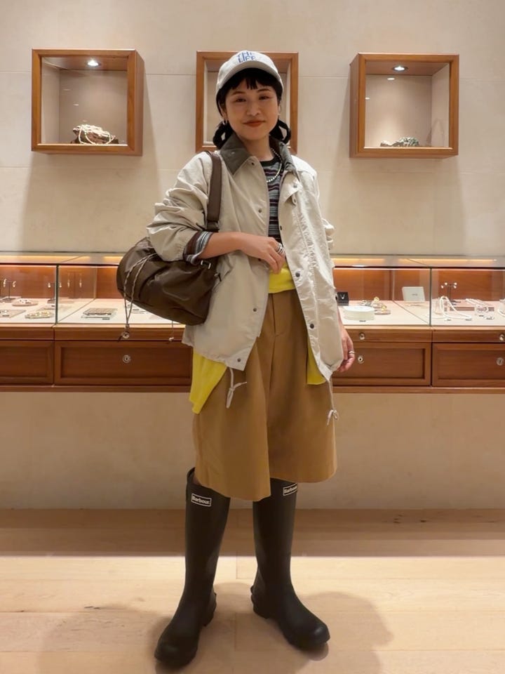 157121