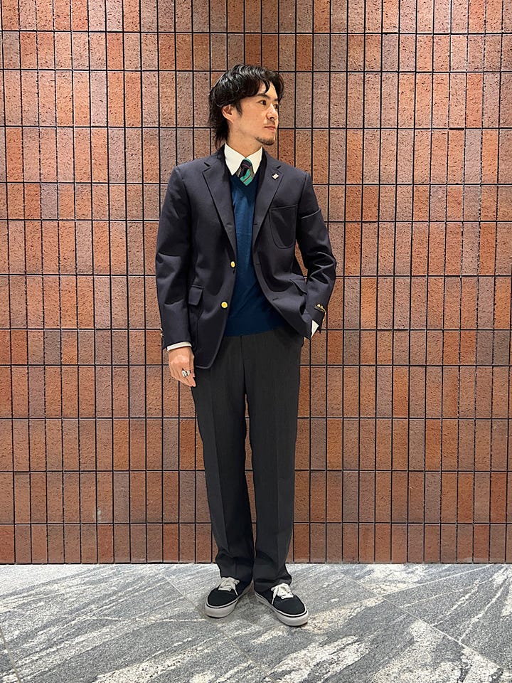 157418
