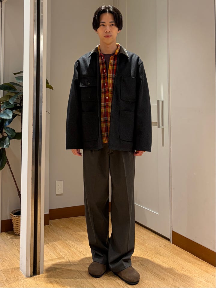 157370