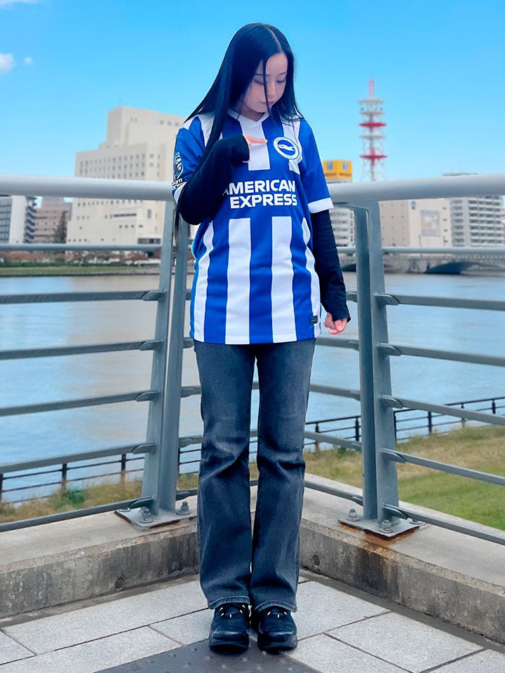 たまる　ブライトンロゴスポンサー入りベンチコート ブライトンロゴスポンサー入りベンチコート （Nike Therma-FIT