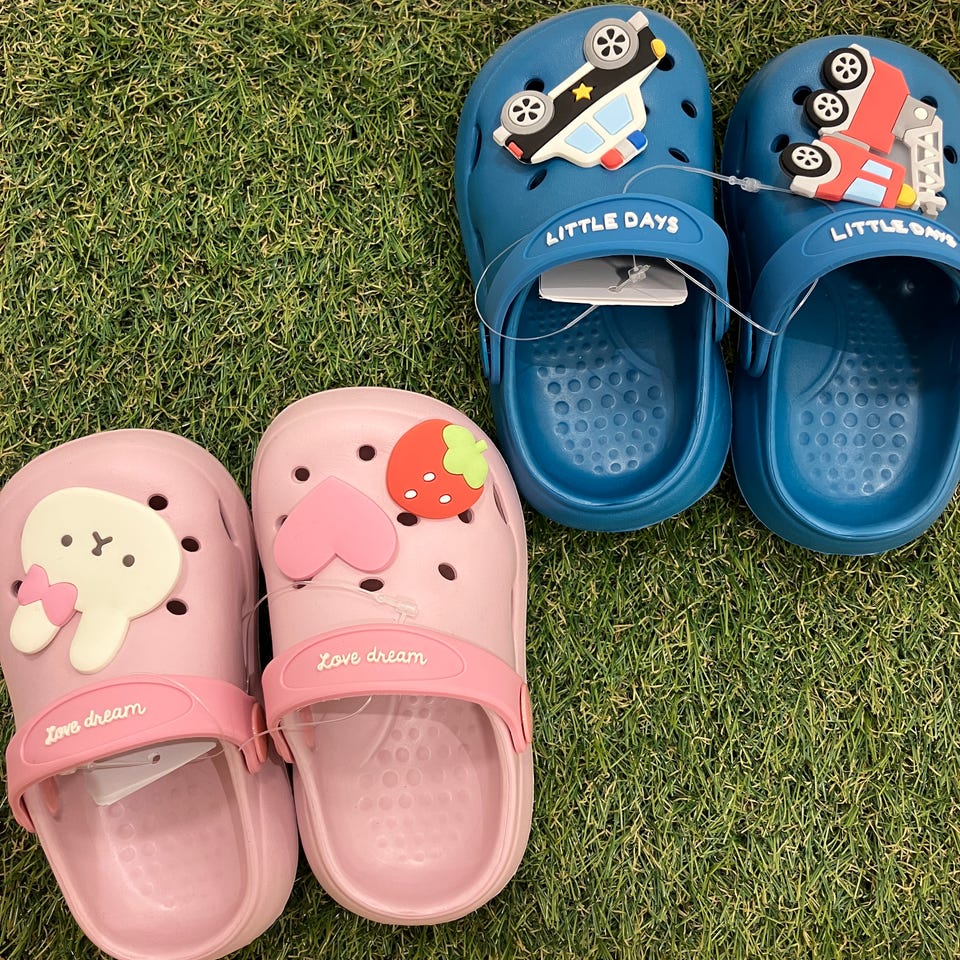 アカチャンホンポ（赤ちゃん本舗）の公式ネット通販 ｜[13.0~16.0cm