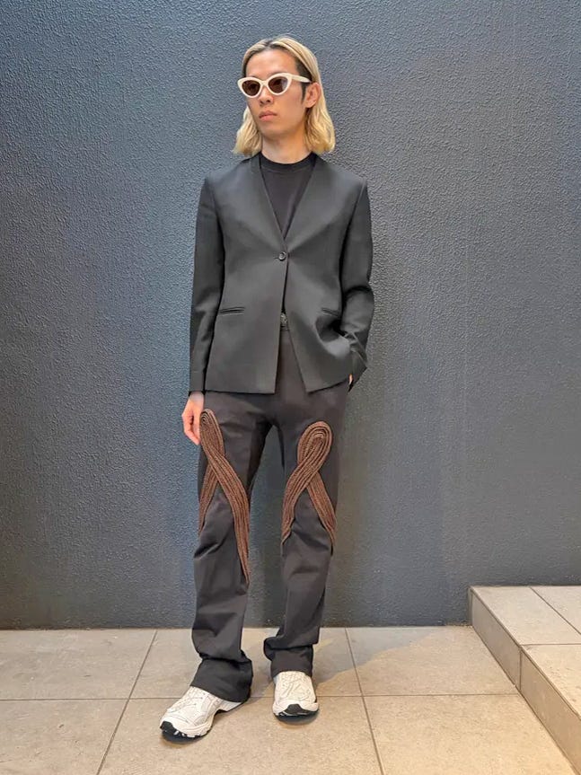 マメクロゴウチ Mame Kurogouchi マフラー　グリーン　ロゴ付き マメクロゴウチ Mame Kurogouchi マフラー グリーン ロゴ付き 2025年