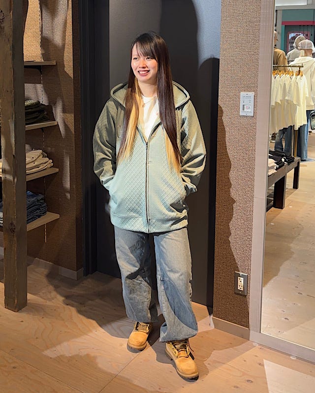 ヴァーティカルブリスタージャカードパーカーコーデ