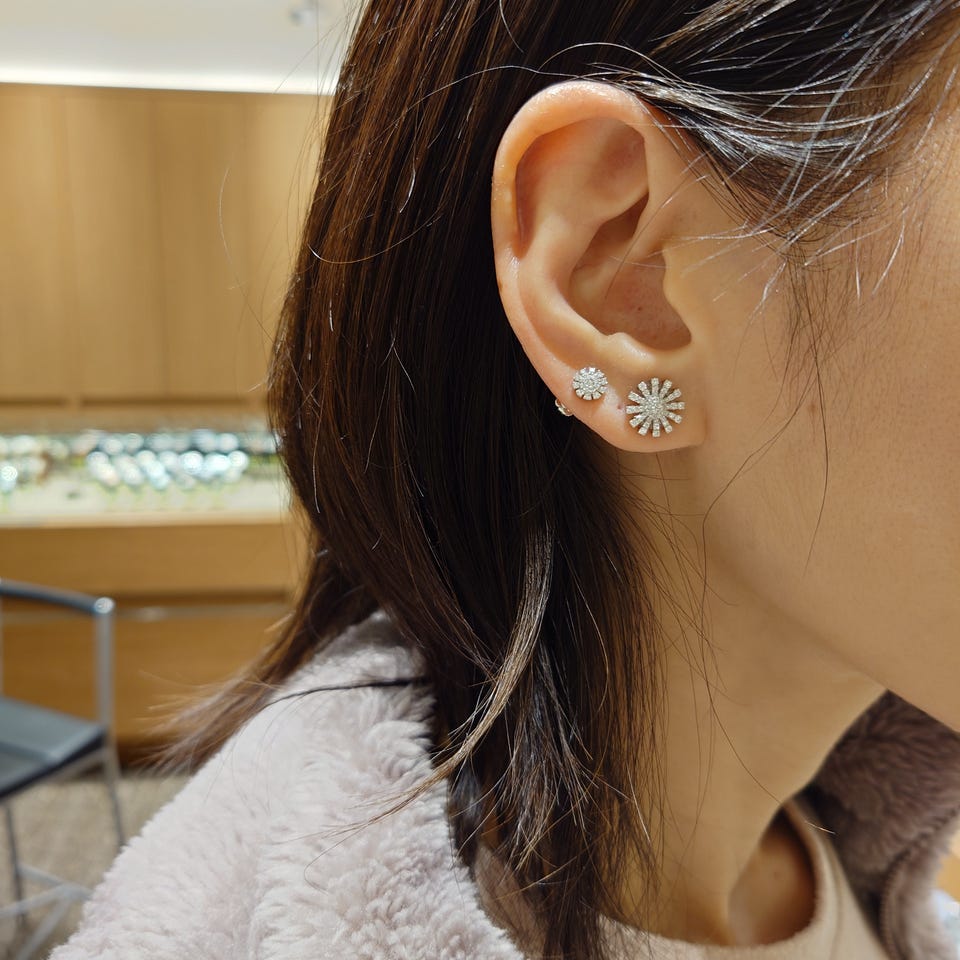 20074584 マルゲリータ（6mm）ダイヤ スタッドピアス 新品