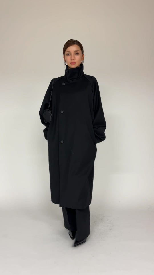 ユニセックス］ スタンドカラー コクーン コート KINO THE KEI 全2色